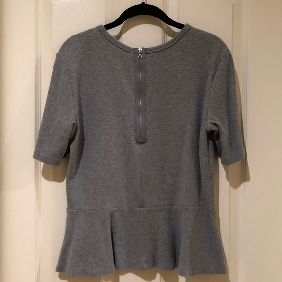 GAP Gray Short Sleeve Peplum Top - Picture 2 of 5